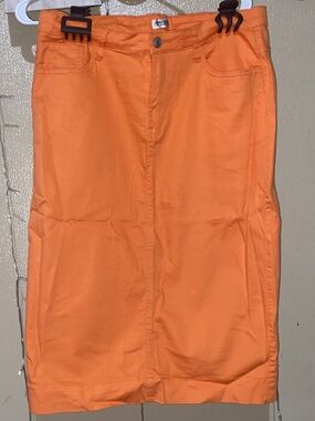Jade Makenzie Women’s Orange Pencil Skirt
